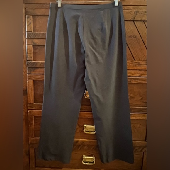 Eileen Fisher Gray Washable Stretch Crepe Straight Leg Ankle Pant size Medium - Picture 5 of 10